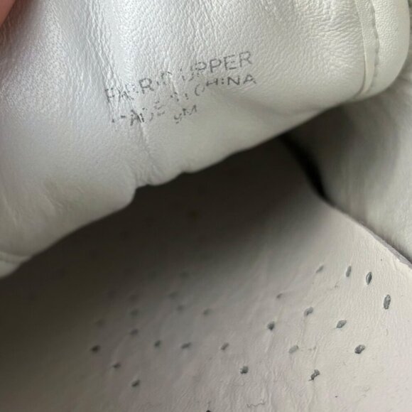 J Slides Women's 9 Noir‎ Floral Embroidered Platform Sneaker White Beige Artsy - Picture 10 of 10